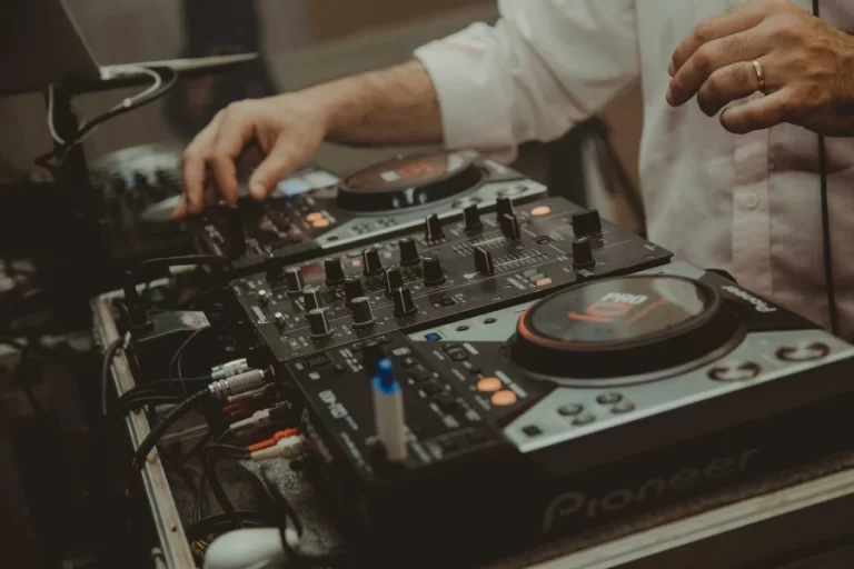 Scopri di più sull'articolo Migliori Console DJ Economiche