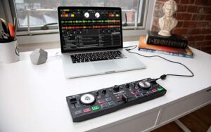 Numark DJ2GO2 Touch + HF125